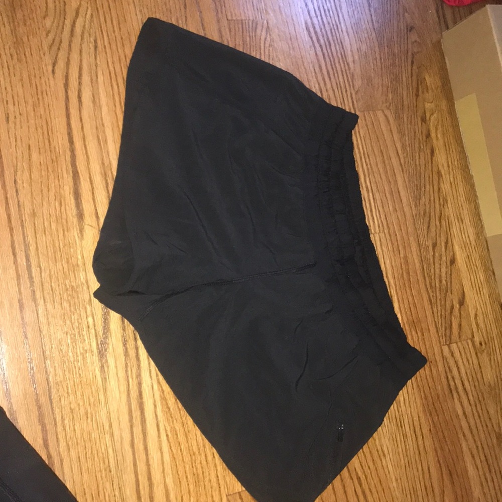 Lululemon NWOT black tracker shorts!🙌